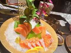 -蟹犇前•帝王蟹雪蟹(陆家嘴店)
