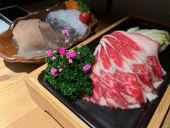 -湊湊火锅·茶憩(杭州湖滨银泰in77店)