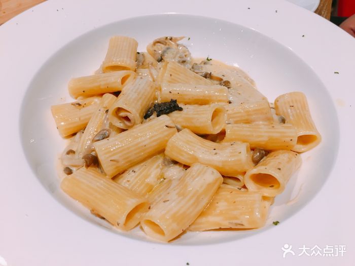 win house(正大广场店)黑松露粗管面图片