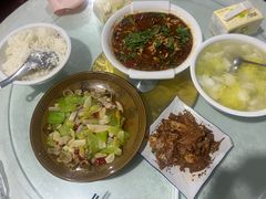 -荥清饭店