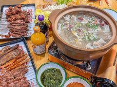 -黄小串·烤串海鲜涮牛肚(升龙广场店)