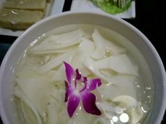 -怡品川宇火锅(宝立方店)