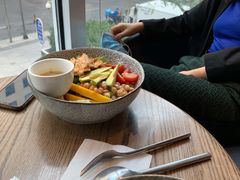 鸡肉牛油果芒果色拉-Wagas沃歌斯(北京君太百货店)