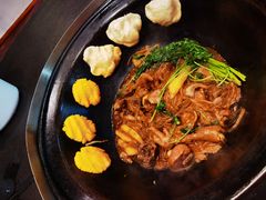 散养大公鸡锅-缘福乡村铁锅炖民宿(八达岭店)