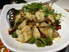 香锅鲈鱼-石头咕(葵蓬店)