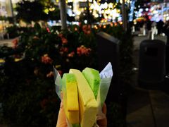 -詹爷爷乌节路街头冰淇淋