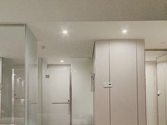 -杭州滨江宝龙城华美达酒店