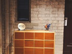 大堂-思南书局·诗歌店