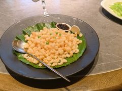 手剥河虾仁-吴越荣记苏州菜·松鼠桂鱼100%活鱼现做(斜塘老街店)