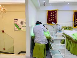 -苗医生草本科技祛痘