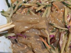 摇滚拉皮-满园烤鸭·春饼(太原街万达店)