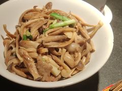 -湘阁里辣(南联锦泰城店)
