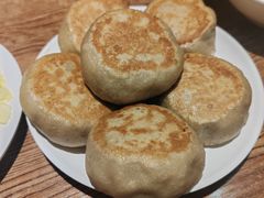 -清真吴记门钉肉饼·喜多利