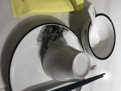 餐具摆设-潮人姐妹轩(海宁路店)