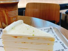 -M Stand(上海人民广场来福士店)