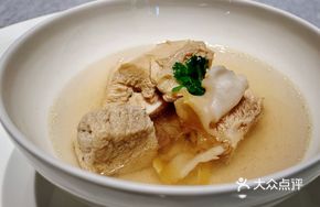 Green Olive and Snail Soup