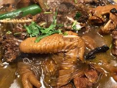 小鸡炖蘑菇-关东大厨老三熏鹅(新石店)
