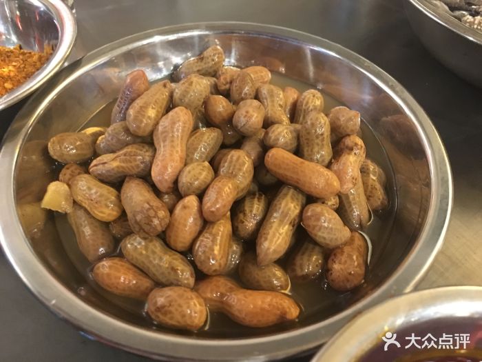 就三桌涮肉馆-三桌花生图片-北京美食-大众点评网