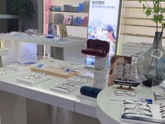 -视野联行眼镜(第一国际店)