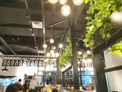 大堂-8锅臭臭锅·正宗台湾小火锅(中心五路店)
