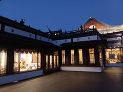 -楼外楼·停车场