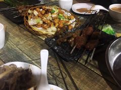 -郑享吃烧烤烩面(红专路店)