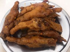 麻辣鸡爪-小云凤热汤丝娃娃