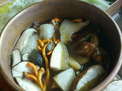 -滇釜火锅·能喝汤的火锅(车公庄店)