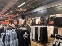 -NIKE上海青浦优选体验店