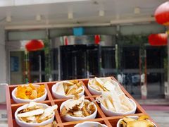 -天宜隆蘑菇宴火锅(石景山旗舰店)