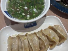 -韩海丽特色美食(秀州路店)