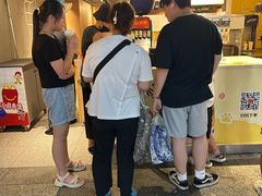 -麦当劳(中山公园龙之梦店)