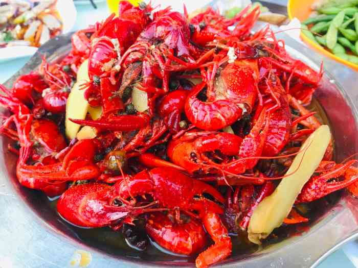 大喜龙虾(和平大院店)-"非常不推荐! 7月份的时候遛弯儿偶然路.