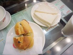 猪扒包-义顺牛奶公司(庇利金街店)