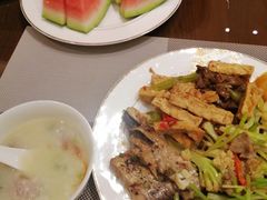 -鑫港胜牛氏辈养生火锅(经开店)