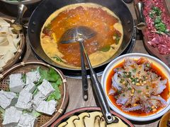 -贵厨酸汤牛肉(小十字店)
