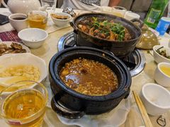 -渝君重庆火锅(嘉宾路店)