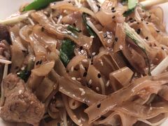 广式干炒牛河-广州白云机场铂尔曼大酒店·恬园创意中餐厅