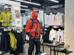 -迪卡侬(大英山店)