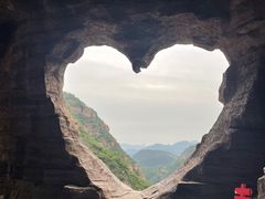 -爱情山风景区