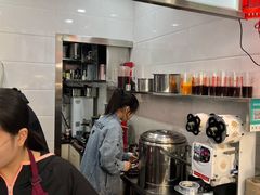 -阿姨奶茶专卖(舌涧道杭州惠民路创始店)