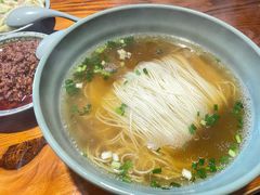 -老外婆本帮面(塔城路店)