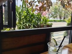 -酤居湖景音乐餐吧(安宁店)