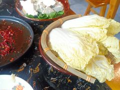 -憨孃孃·重庆老火锅(红山黑金店)