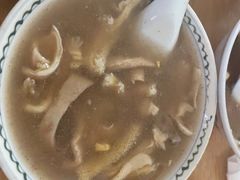 -烂厅下牛肉汤