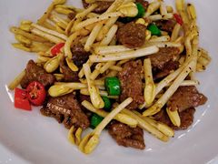 花生芽黑椒牛柳-名甬鲜坊·宁波海鲜(爱琴海店)