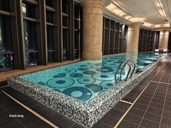 -珠海瑞吉酒店游泳池