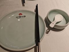 -江城小馆陕南妈妈菜·全球旅行餐厅(钟楼店)