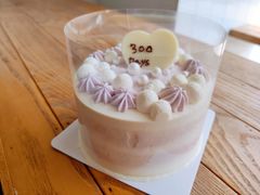 -顶东面包花园·生日蛋糕(世博店)