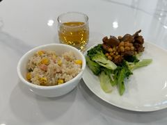 -广州粤之宝宝马4S店(雅瑶店)